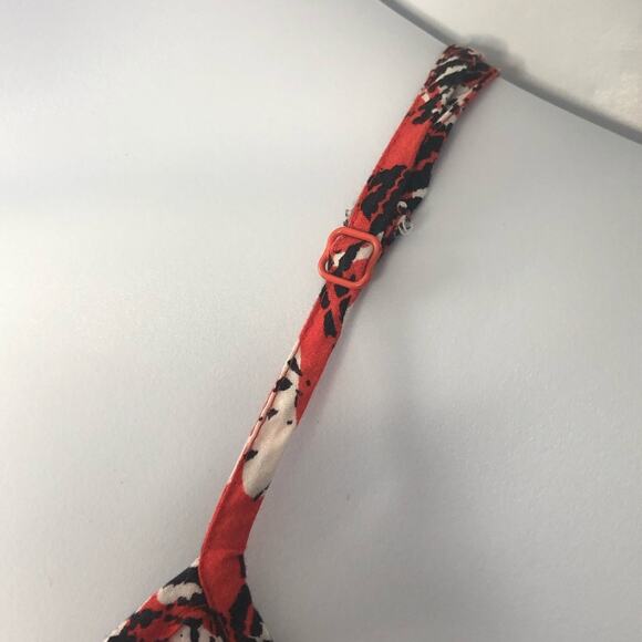 Banana Republic Shorts Romper Faux Wrap Red and Black Floral size Small - Picture 16 of 16